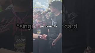 singer SHOCKS fan trying to give him a pokémon card by doing THIS… 😳🔥#pokemon #pokemoncards #emo